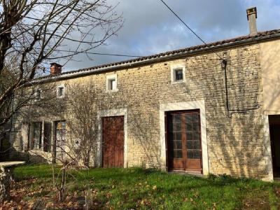 For sale 9 rooms 230 m2 Charente (16240) photo 1