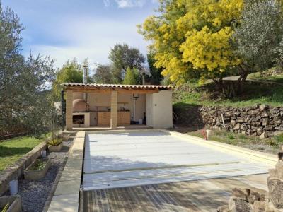 For sale 5 rooms 137 m2 Gard (30500) photo 2