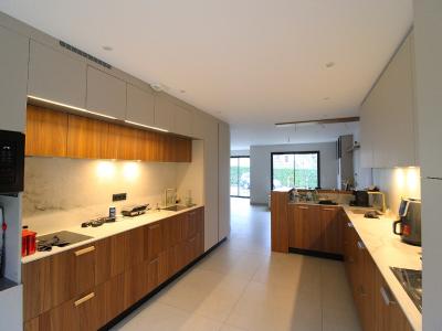 For sale Yerres BOUT DU MONDE 7 rooms 147 m2 Essonne (91330) photo 2