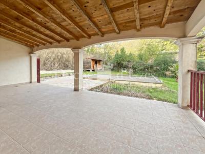 Acheter Maison 123 m2 Uzes