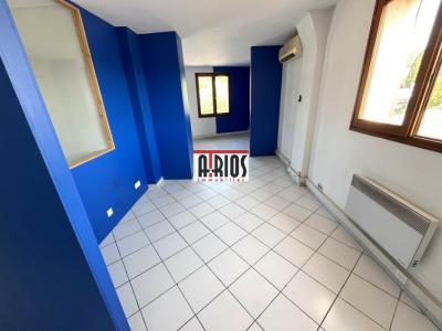 Louer Bureau Sollies-pont 18720 euros