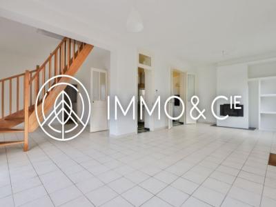 For rent Pont-a-marcq 6 rooms 150 m2 Nord (59710) photo 1