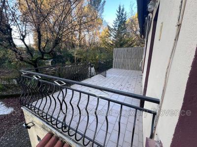 For sale Greasque 3 rooms 60 m2 Bouches du Rhone (13850) photo 4