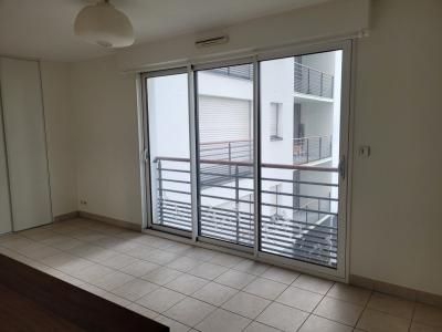 For rent Nantes 3 rooms 47 m2 Loire atlantique (44000) photo 2