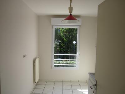 For rent Nantes 3 rooms 57 m2 Loire atlantique (44000) photo 2