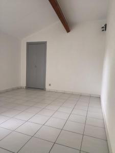 Louer Appartement Thueyts 334 euros