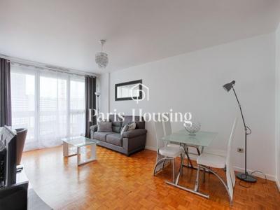 For rent Puteaux 3 rooms 56 m2 Hauts de Seine (92800) photo 0