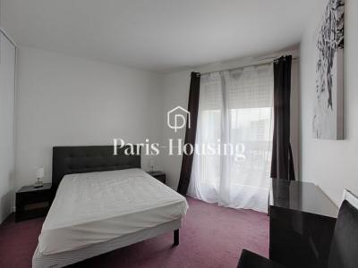 For rent Puteaux 3 rooms 56 m2 Hauts de Seine (92800) photo 3