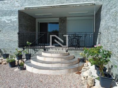 For sale Montauroux 3 rooms 93 m2 Var (83440) photo 0