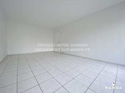 For rent Paris-19eme-arrondissement 3 rooms 66 m2 Paris (75019) photo 4