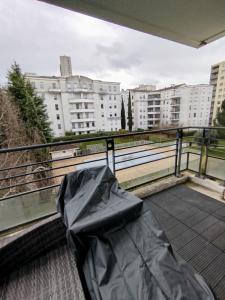 For rent Tassin-la-demi-lune 3 rooms 65 m2 Rhone (69160) photo 3