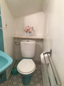 For rent Neuilly-sur-seine 1 room 12 m2 Hauts de Seine (92200) photo 1