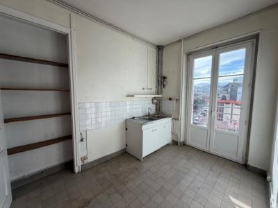 For sale Saint-etienne 2 rooms 56 m2 Loire (42000) photo 3