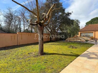 Acheter Maison 241 m2 Idron