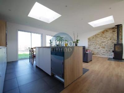 For sale Haie-fouassiere 5 rooms 136 m2 Loire atlantique (44690) photo 1