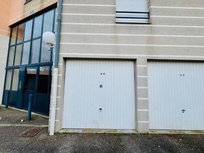 For sale Villefontaine 3 rooms 68 m2 Isere (38090) photo 3