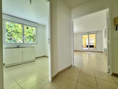 For sale Nice 2 rooms 53 m2 Alpes Maritimes (06200) photo 2