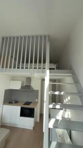For rent Lyon-9eme-arrondissement 1 room 13 m2 Rhone (69009) photo 1