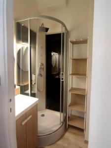 For rent Marseille-5eme-arrondissement 1 room 27 m2 Bouches du Rhone (13005) photo 0