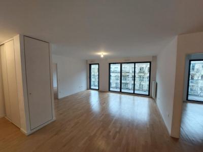 Louer Appartement 81 m2 Issy-les-moulineaux