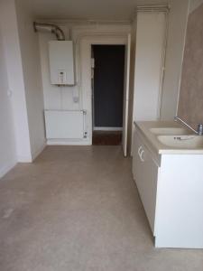 For sale Betheny 3 rooms 55 m2 Marne (51450) photo 4