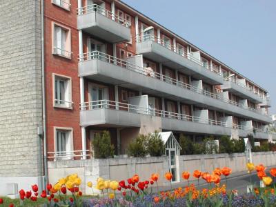 For sale Reims 3 rooms 57 m2 Marne (51100) photo 0