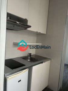 For rent Paris-10eme-arrondissement 1 room 16 m2 Paris (75010) photo 3