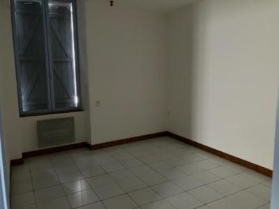 For rent Chatillon-sur-loire 2 rooms 46 m2 Loiret (45360) photo 0