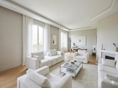 For sale Paris-16eme-arrondissement 5 rooms 139 m2 Paris (75016) photo 0