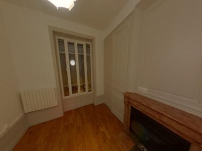 Louer Appartement Lyon-6eme-arrondissement Rhone