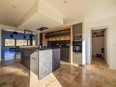 Acheter Maison 302 m2 Saint-martin-de-laye