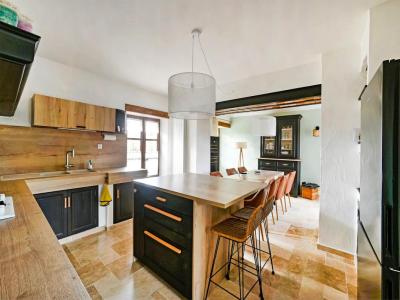 For sale Saint-jean-de-maruejols-et-aveja 12 rooms 350 m2 Gard (30430) photo 4