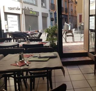 For sale CENTRE VILLE 2 rooms 65 m2 Pyrenees orientales (66000) photo 2