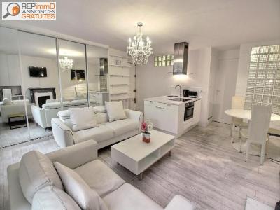 Louer Appartement 42 m2 Arles