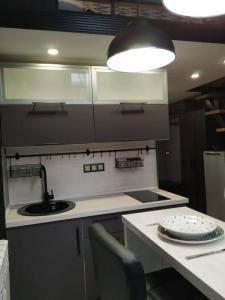 Louer Appartement Paris-17eme-arrondissement 598 euros