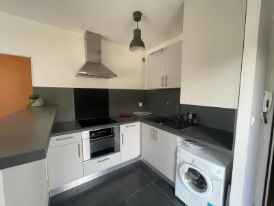 Louer Appartement 28 m2 Nimes