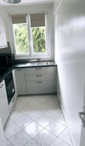 For rent Noisy-le-grand 2 rooms 42 m2 Seine saint denis (93160) photo 2
