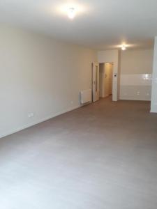 For rent Bourg-en-bresse 3 rooms 71 m2 Ain (01000) photo 0