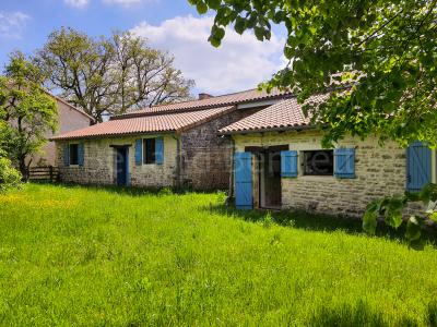 For sale Lezay 8 rooms 206 m2 Deux sevres (79120) photo 2