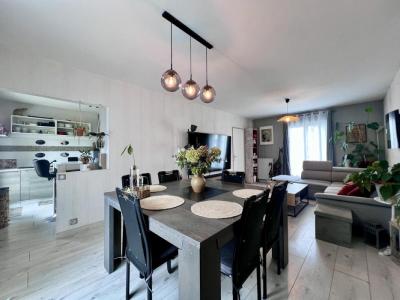 For sale Saint-ay 5 rooms 101 m2 Loiret (45130) photo 4