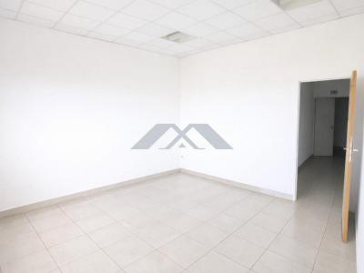 For rent Saint-denis 280 m2 Reunion (97400) photo 2