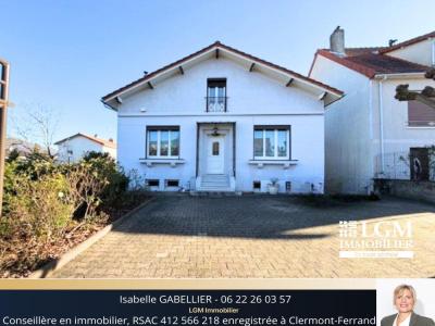 For sale Vic-le-comte 4 rooms 138 m2 Puy de dome (63270) photo 1