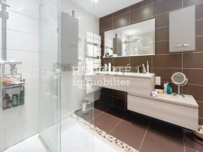 For sale Reims 4 rooms 87 m2 Marne (51100) photo 2