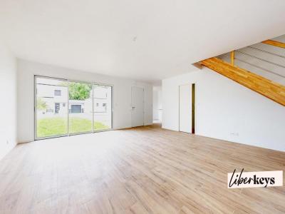 For sale Vannes 6 rooms 125 m2 Morbihan (56000) photo 2