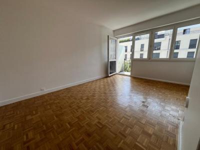 For sale Courbevoie 3 rooms 55 m2 Hauts de Seine (92400) photo 1