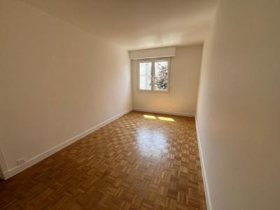For sale Courbevoie 3 rooms 55 m2 Hauts de Seine (92400) photo 3