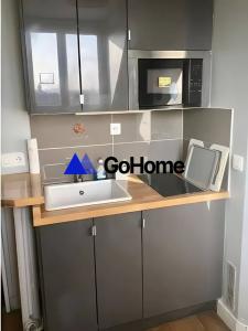 Louer Appartement 10 m2 Paris-16eme-arrondissement