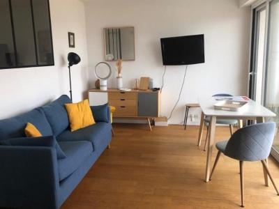 For rent Bordeaux 2 rooms 34 m2 Gironde (33000) photo 0