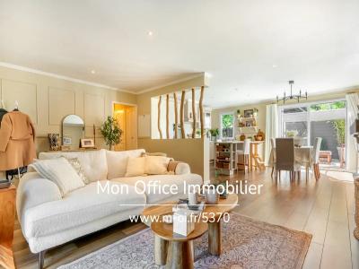 For sale Luynes 4 rooms 105 m2 Bouches du Rhone (13080) photo 0