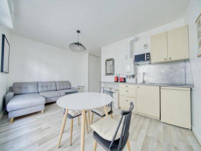 For sale Rochelle 1 room 29 m2 Charente maritime (17000) photo 0